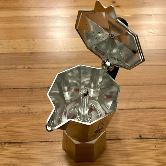 Bailetti Moka Stovetop Espresso Maker, 9 cup. NWT, NIB. - Picture 12 of 13